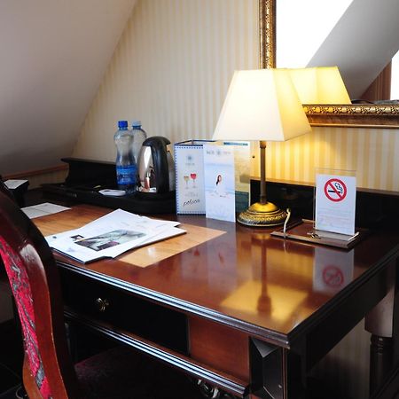 Hotel St. Bruno Giżycko Kamer foto