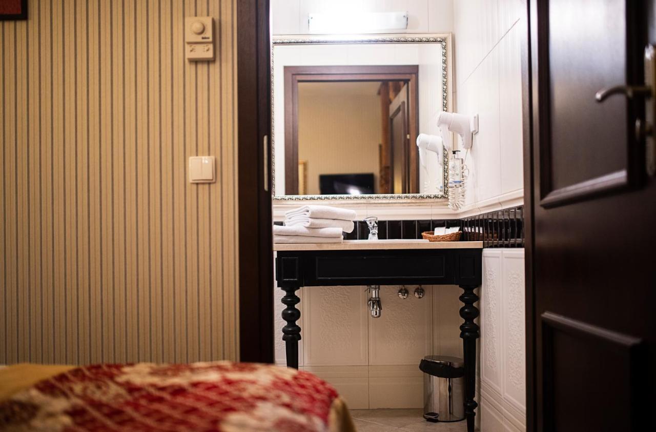 Hotel St. Bruno Giżycko Buitenkant foto