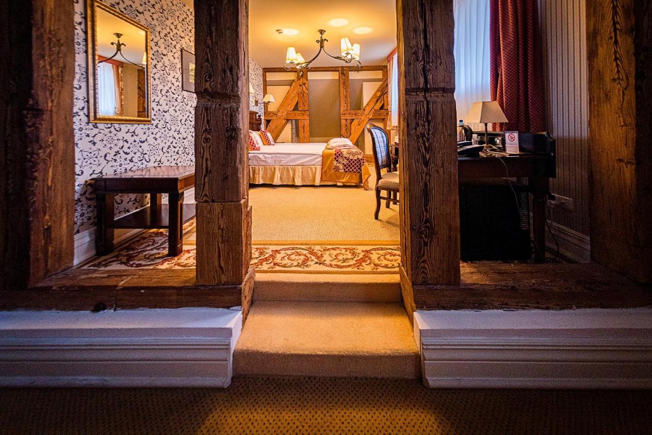 Hotel St. Bruno Giżycko Buitenkant foto