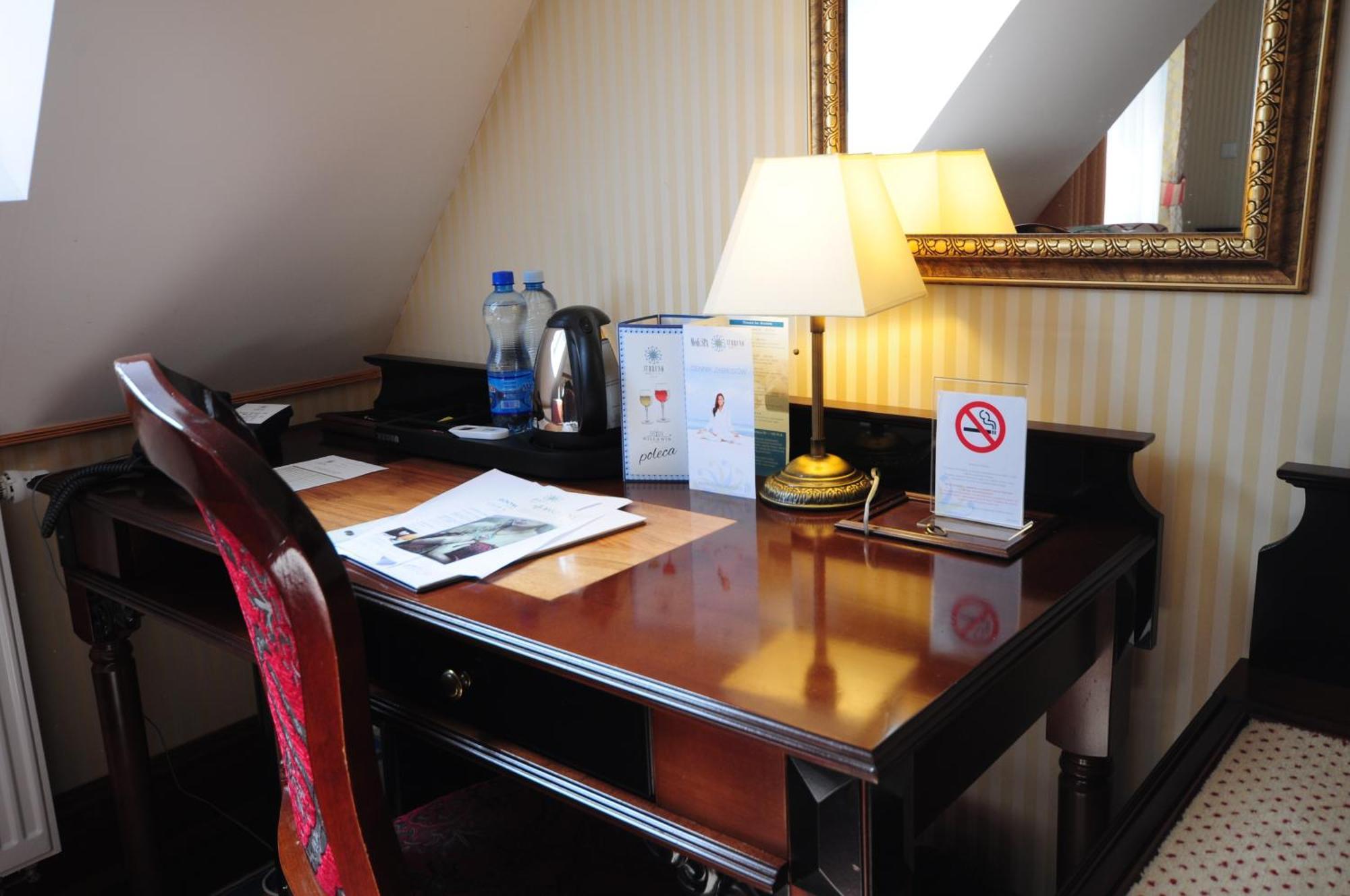 Hotel St. Bruno Giżycko Kamer foto