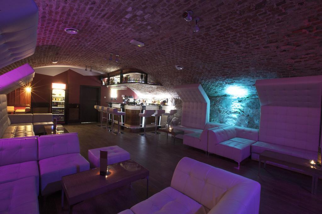 Hotel St. Bruno Giżycko Buitenkant foto